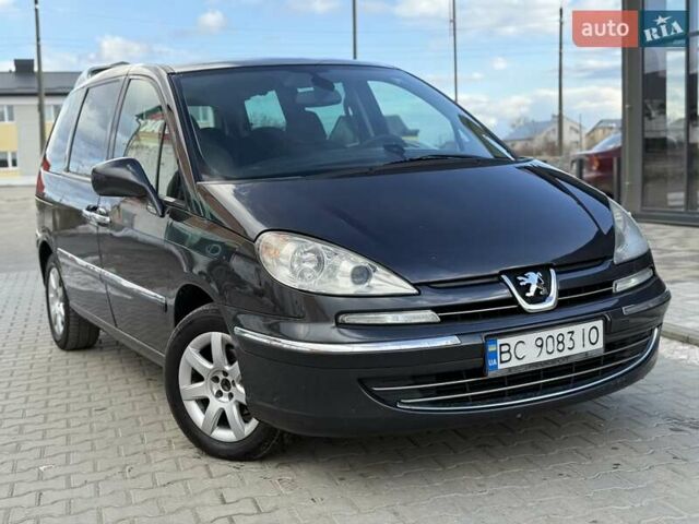 Серый Пежо 807, объемом двигателя 2 л и пробегом 212 тыс. км за 5990 $, фото 1 на Automoto.ua