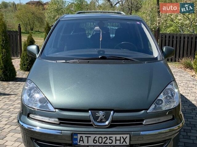 Серый Пежо 807, объемом двигателя 2 л и пробегом 197 тыс. км за 9000 $, фото 1 на Automoto.ua