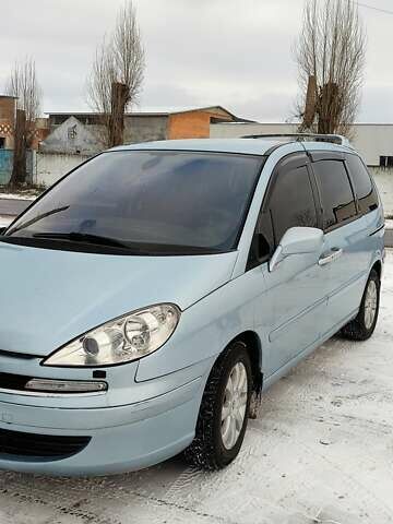 Синий Пежо 807, объемом двигателя 2.2 л и пробегом 330 тыс. км за 4000 $, фото 1 на Automoto.ua