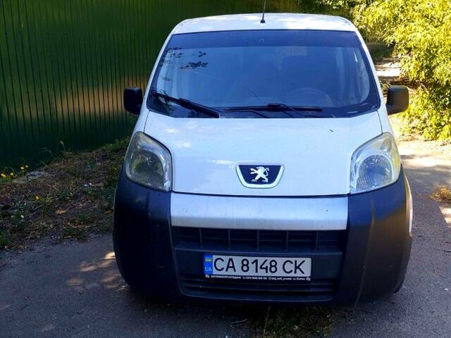 Пежо Биппер груз.-пасс. 2009 в Кропивницком (Кировограде) на Automoto.ua Белый Пежо Биппер груз.-пасс., объемом двигателя 1.4 л и пробегом 0 тыс. км за 3700 $, фото 1 на Automoto.ua