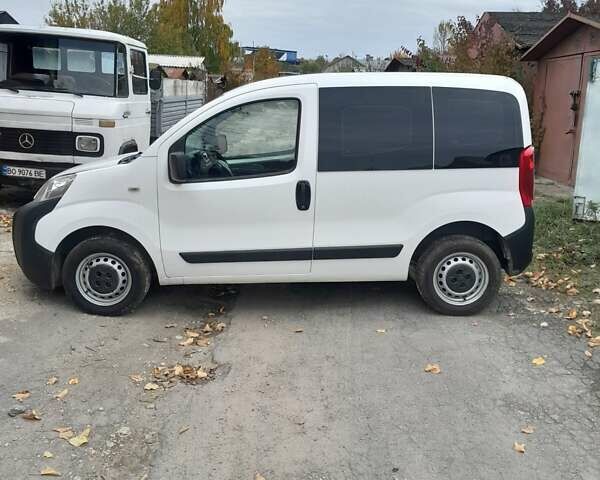 Білий Пежо Біппер вант.-пас., об'ємом двигуна 1.4 л та пробігом 328 тис. км за 4500 $, фото 1 на Automoto.ua