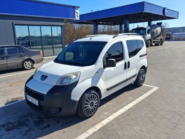 Белый Пежо Биппер груз.-пасс., объемом двигателя 1.4 л и пробегом 320 тыс. км за 5000 $, фото 1 на Automoto.ua