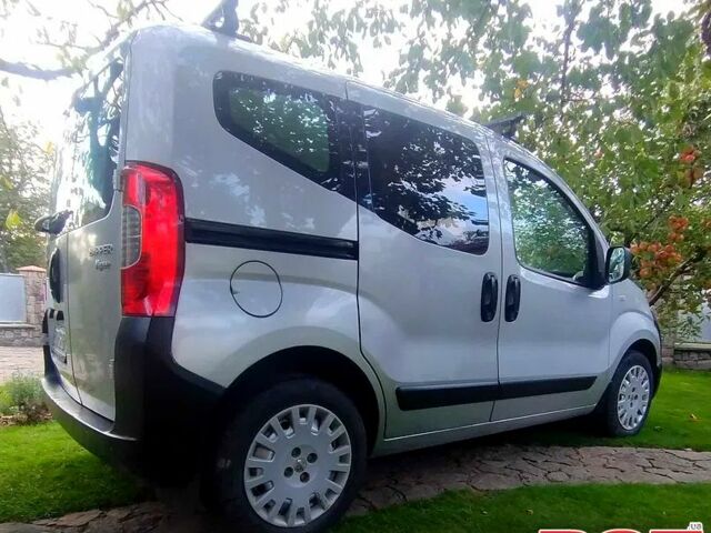 Серый Пежо Биппер груз.-пасс., объемом двигателя 1.3 л и пробегом 170 тыс. км за 5500 $, фото 1 на Automoto.ua