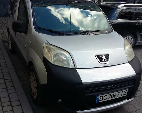 Пежо Биппер груз.-пасс. 2011 в Львове на Automoto.ua Серый Пежо Биппер груз.-пасс., объемом двигателя 1.2 л и пробегом 248 тыс. км за 5000 $, фото 1 на Automoto.ua
