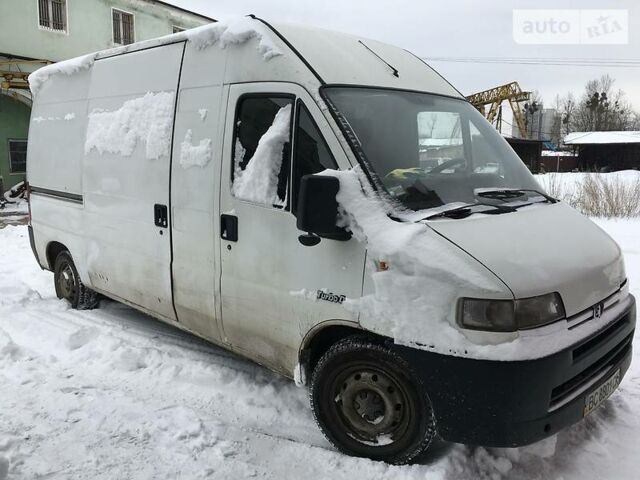 Белый Пежо Boxer груз., объемом двигателя 2.5 л и пробегом 300 тыс. км за 4500 $, фото 1 на Automoto.ua