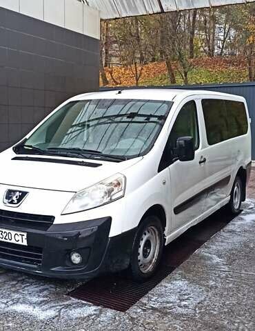 Белый Пежо Эксперт груз.-пасс., объемом двигателя 2 л и пробегом 364 тыс. км за 4099 $, фото 1 на Automoto.ua