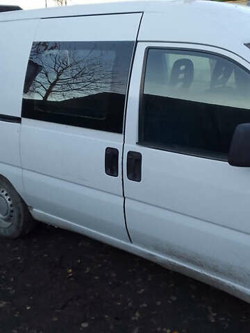 Білий Пежо Експерт вант.-пас., об'ємом двигуна 1.9 л та пробігом 270 тис. км за 2750 $, фото 1 на Automoto.ua