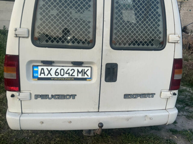 Білий Пежо Експерт вант.-пас., об'ємом двигуна 1.9 л та пробігом 300 тис. км за 3700 $, фото 1 на Automoto.ua