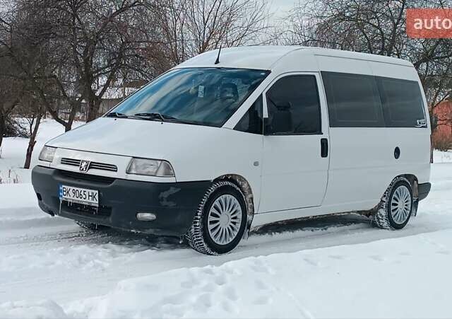 Білий Пежо Експерт вант.-пас., об'ємом двигуна 2 л та пробігом 460 тис. км за 3350 $, фото 1 на Automoto.ua
