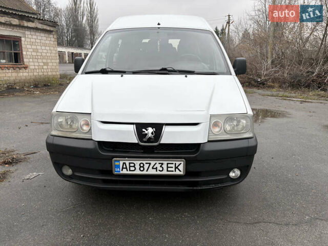 Білий Пежо Експерт вант.-пас., об'ємом двигуна 2 л та пробігом 319 тис. км за 3700 $, фото 1 на Automoto.ua