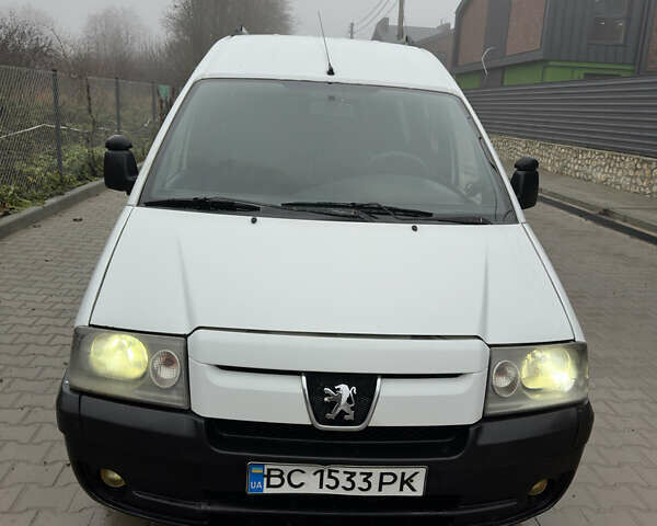 Білий Пежо Експерт вант.-пас., об'ємом двигуна 1.87 л та пробігом 380 тис. км за 3550 $, фото 1 на Automoto.ua
