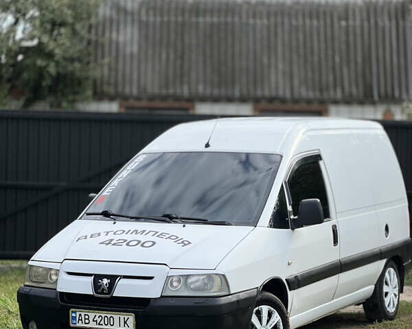 Пежо Эксперт груз.-пасс. 2005 в Виннице на Automoto.ua Белый Пежо Эксперт груз.-пасс., объемом двигателя 2 л и пробегом 432 тыс. км за 3600 $, фото 1 на Automoto.ua