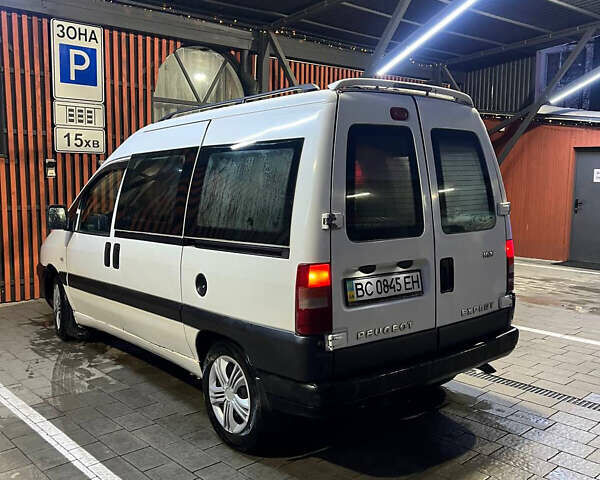 Белый Пежо Эксперт груз.-пасс., объемом двигателя 2 л и пробегом 220 тыс. км за 4600 $, фото 1 на Automoto.ua