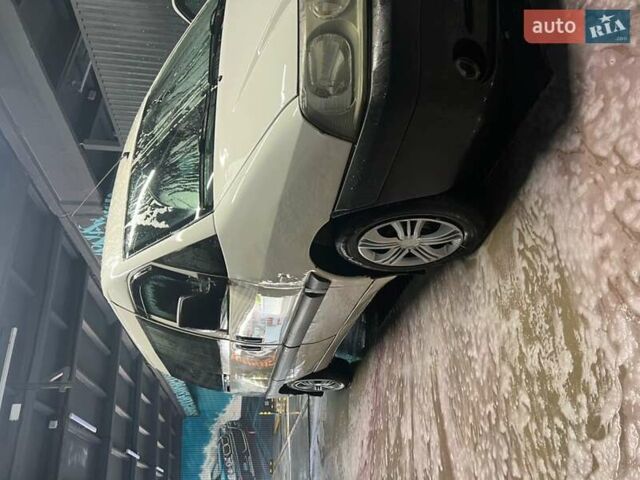 Белый Пежо Эксперт груз.-пасс., объемом двигателя 2 л и пробегом 220 тыс. км за 4600 $, фото 1 на Automoto.ua