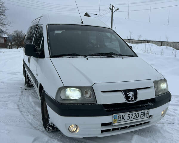 Білий Пежо Експерт вант.-пас., об'ємом двигуна 2 л та пробігом 371 тис. км за 4900 $, фото 1 на Automoto.ua