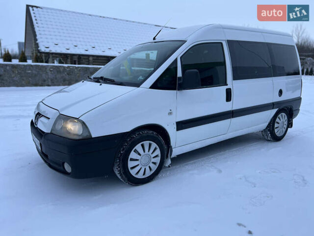 Білий Пежо Експерт вант.-пас., об'ємом двигуна 1.87 л та пробігом 450 тис. км за 4400 $, фото 1 на Automoto.ua