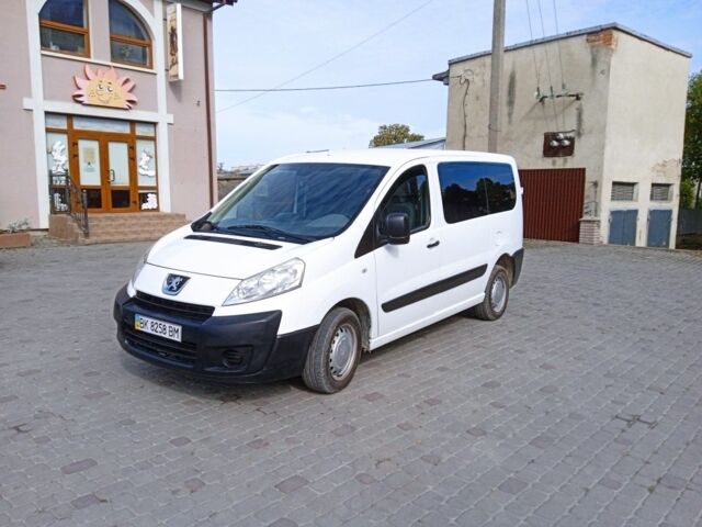 Білий Пежо Експерт вант.-пас., об'ємом двигуна 1.6 л та пробігом 324 тис. км за 5750 $, фото 1 на Automoto.ua