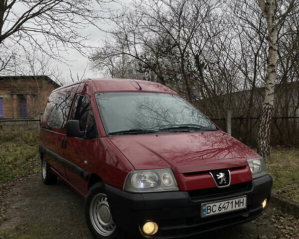 Красный Пежо Эксперт груз.-пасс., объемом двигателя 2 л и пробегом 340 тыс. км за 4200 $, фото 1 на Automoto.ua