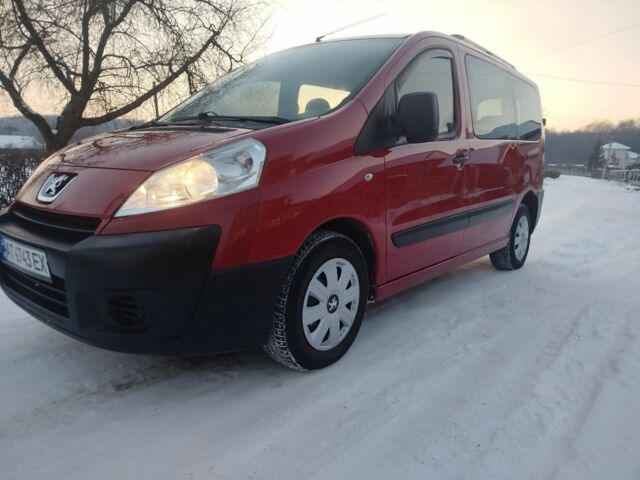 Червоний Пежо Експерт вант.-пас., об'ємом двигуна 2 л та пробігом 265 тис. км за 5400 $, фото 1 на Automoto.ua