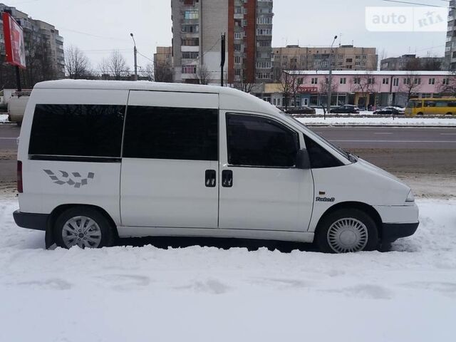 Білий Пежо Експерт пас., об'ємом двигуна 1.9 л та пробігом 300 тис. км за 5700 $, фото 1 на Automoto.ua