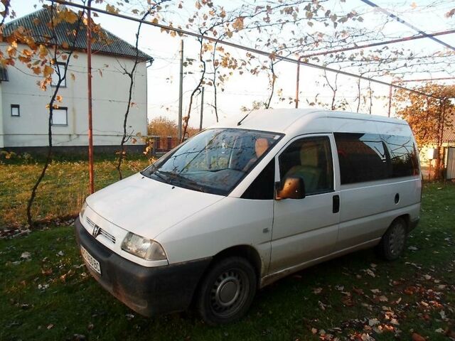 Пежо Експерт пас., об'ємом двигуна 2 л та пробігом 209 тис. км за 4800 $, фото 1 на Automoto.ua