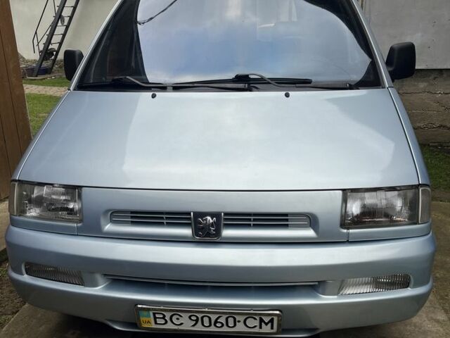 Серый Пежо Эксперт груз.-пасс., объемом двигателя 2 л и пробегом 444 тыс. км за 4000 $, фото 1 на Automoto.ua