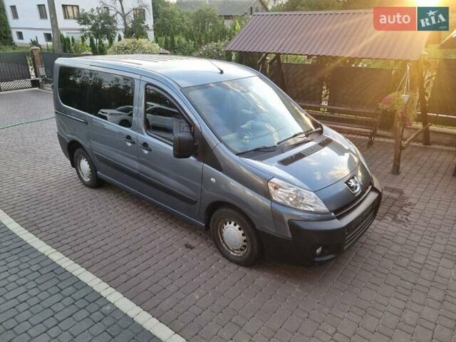 Сірий Пежо Експерт вант.-пас., об'ємом двигуна 1.56 л та пробігом 320 тис. км за 5900 $, фото 1 на Automoto.ua