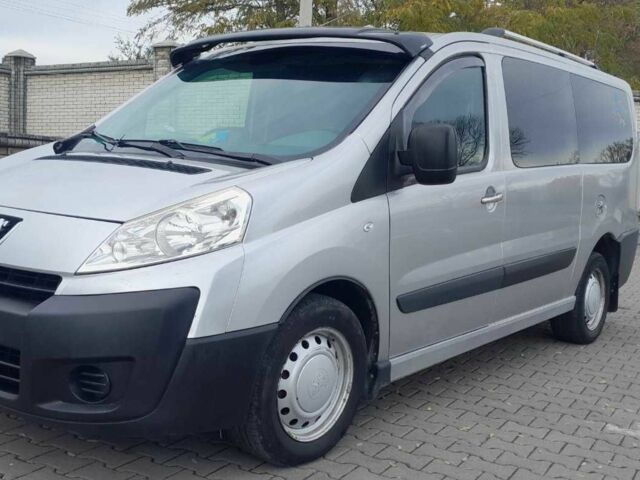 Пежо Эксперт груз.-пасс. 2009 в Кицмане на Automoto.ua Серый Пежо Эксперт груз.-пасс., объемом двигателя 2 л и пробегом 306 тыс. км за 5900 $, фото 1 на Automoto.ua