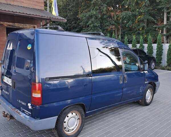 Синий Пежо Эксперт груз.-пасс., объемом двигателя 1.9 л и пробегом 332 тыс. км за 3300 $, фото 1 на Automoto.ua