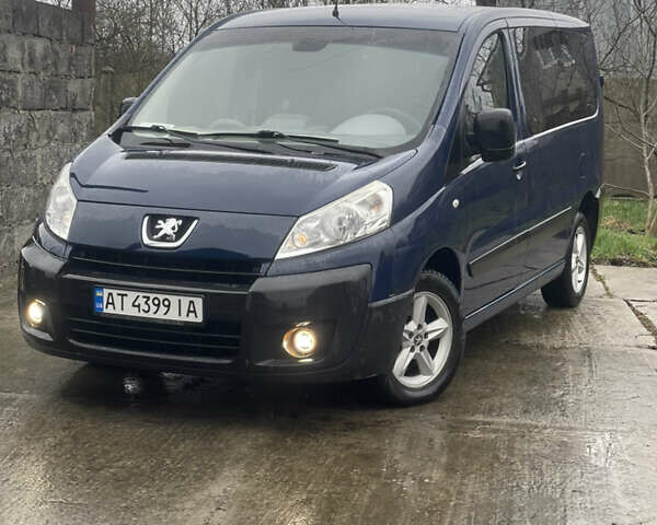 Синій Пежо Експерт вант.-пас., об'ємом двигуна 2 л та пробігом 300 тис. км за 5999 $, фото 1 на Automoto.ua