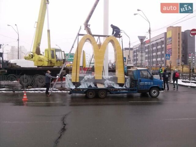 Синий Пежо Джей 5, объемом двигателя 2.5 л и пробегом 600 тыс. км за 3999 $, фото 1 на Automoto.ua