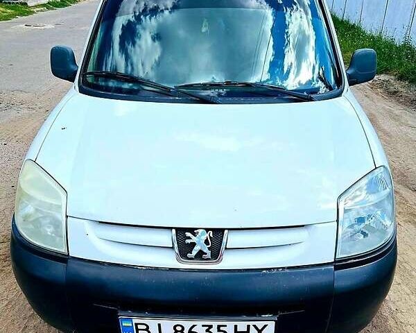 Білий Пежо Партнер вант.-пас., об'ємом двигуна 1.9 л та пробігом 493 тис. км за 3400 $, фото 1 на Automoto.ua