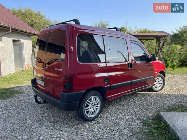 Красный Пежо Партнер груз.-пасс., объемом двигателя 2 л и пробегом 284 тыс. км за 3150 $, фото 1 на Automoto.ua