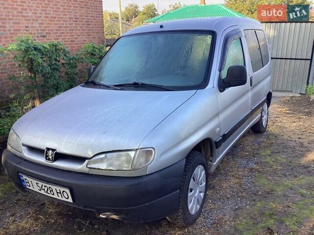 Пежо Партнер груз.-пасс., объемом двигателя 0 л и пробегом 327 тыс. км за 4250 $, фото 1 на Automoto.ua