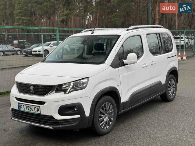 Білий Пежо Rifter, об'ємом двигуна 1.5 л та пробігом 93 тис. км за 21500 $, фото 1 на Automoto.ua