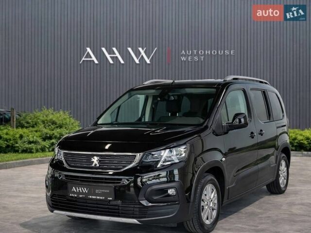 Чорний Пежо Rifter, об'ємом двигуна 1.5 л та пробігом 122 тис. км за 22900 $, фото 1 на Automoto.ua