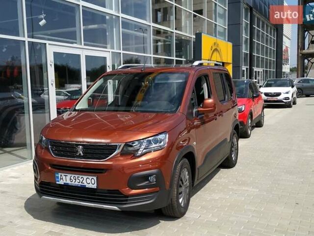 Коричневий Пежо Rifter, об'ємом двигуна 1.5 л та пробігом 80 тис. км за 23000 $, фото 1 на Automoto.ua