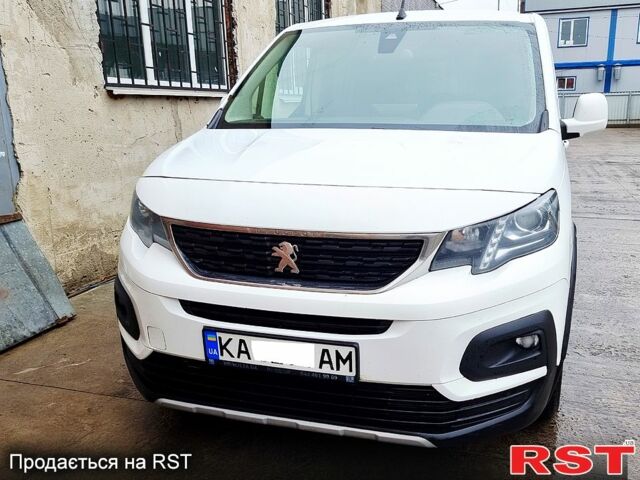 Пежо Rifter, объемом двигателя 1.6 л и пробегом 160 тыс. км за 18000 $, фото 1 на Automoto.ua