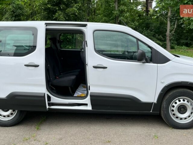 Пежо Rifter, объемом двигателя 1.5 л и пробегом 0 тыс. км за 24868 $, фото 1 на Automoto.ua