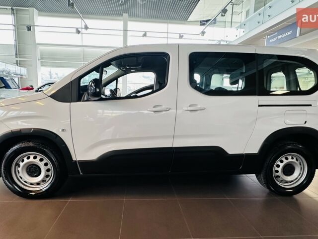 Пежо Rifter, объемом двигателя 1.5 л и пробегом 0 тыс. км за 25703 $, фото 1 на Automoto.ua