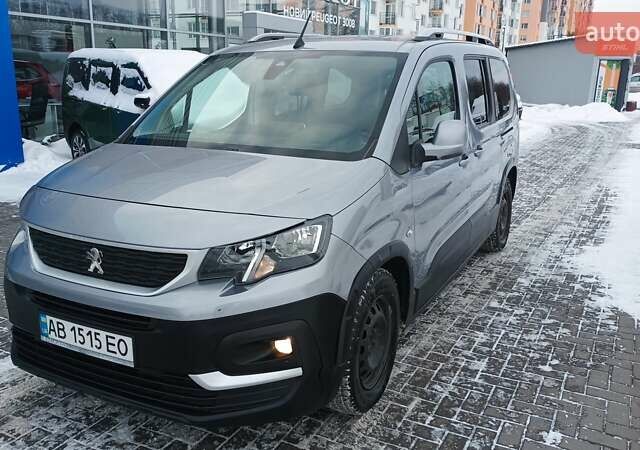 Серый Пежо Rifter, объемом двигателя 1.56 л и пробегом 220 тыс. км за 15499 $, фото 1 на Automoto.ua