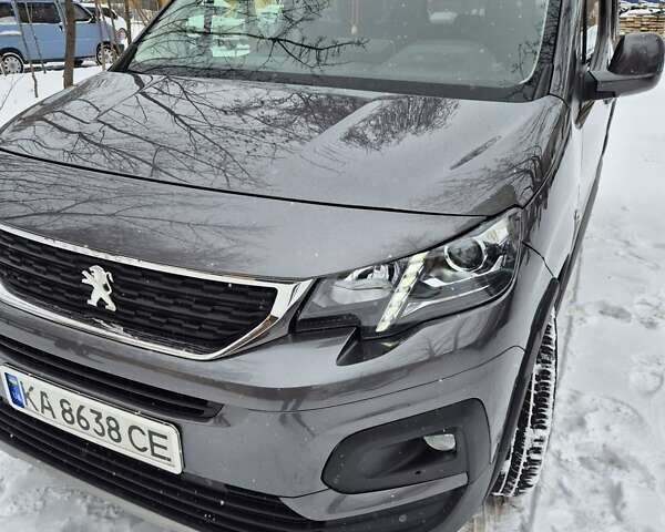 Сірий Пежо Rifter, об'ємом двигуна 1.56 л та пробігом 134 тис. км за 18200 $, фото 1 на Automoto.ua