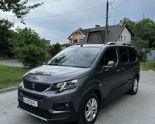 Сірий Пежо Rifter, об'ємом двигуна 1.56 л та пробігом 69 тис. км за 21300 $, фото 1 на Automoto.ua