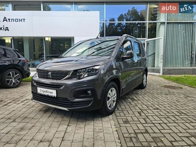 Серый Пежо Rifter, объемом двигателя 1.5 л и пробегом 83 тыс. км за 22890 $, фото 1 на Automoto.ua