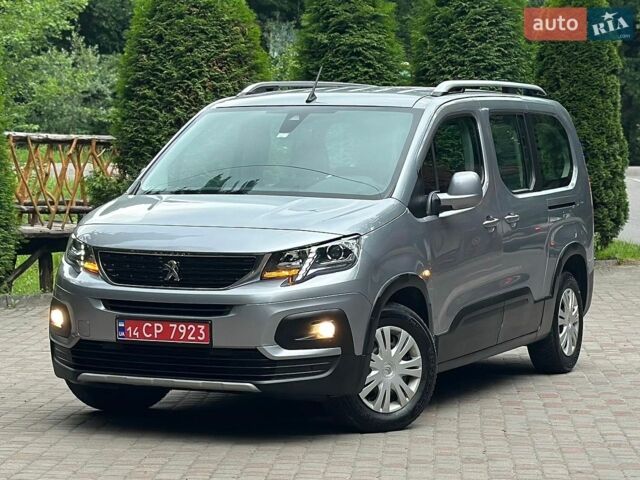 Серый Пежо Rifter, объемом двигателя 1.5 л и пробегом 127 тыс. км за 17450 $, фото 1 на Automoto.ua