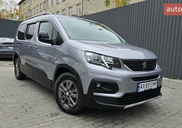 Сірий Пежо Rifter, об'ємом двигуна 1.5 л та пробігом 50 тис. км за 23800 $, фото 1 на Automoto.ua