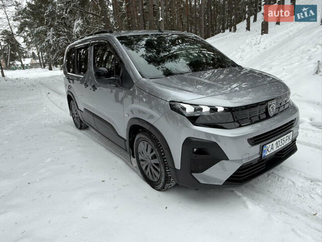 Сірий Пежо Rifter, об'ємом двигуна 1.5 л та пробігом 14 тис. км за 26900 $, фото 1 на Automoto.ua