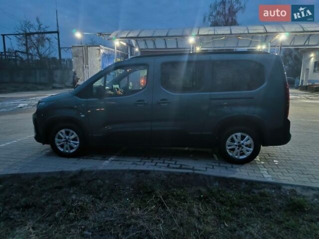 Синій Пежо Rifter, об'ємом двигуна 1.5 л та пробігом 3 тис. км за 30000 $, фото 1 на Automoto.ua