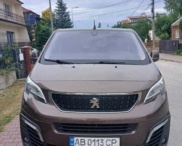 Коричневий Пежо Traveller, об'ємом двигуна 2 л та пробігом 255 тис. км за 25200 $, фото 1 на Automoto.ua