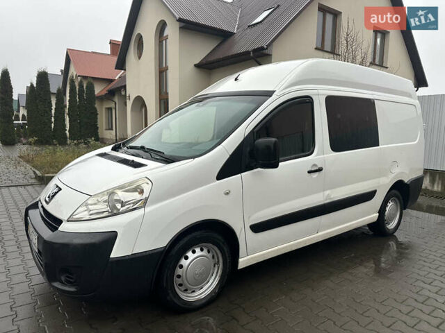 Белый Пежо Boxer, объемом двигателя 1.6 л и пробегом 300 тыс. км за 5400 $, фото 1 на Automoto.ua